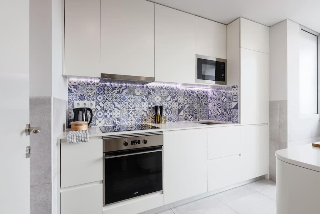 Lisbon Central Apartment With Balcony Экстерьер фото
